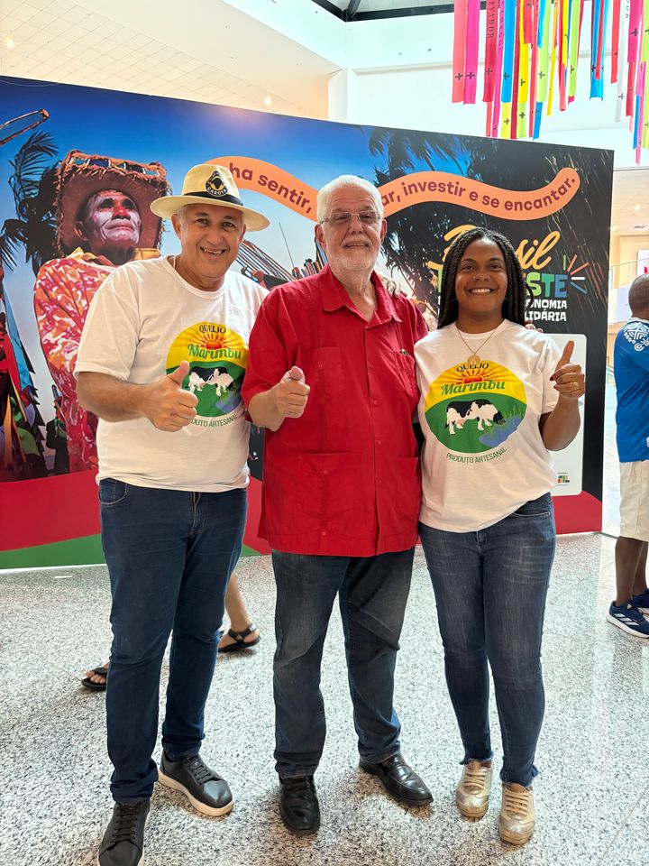 10/05/25 - Visita á Feira de Economia Popular e Solidaria